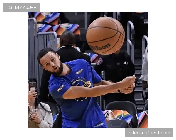 勇士依靠整体防守与替补深度克制太阳单核进攻